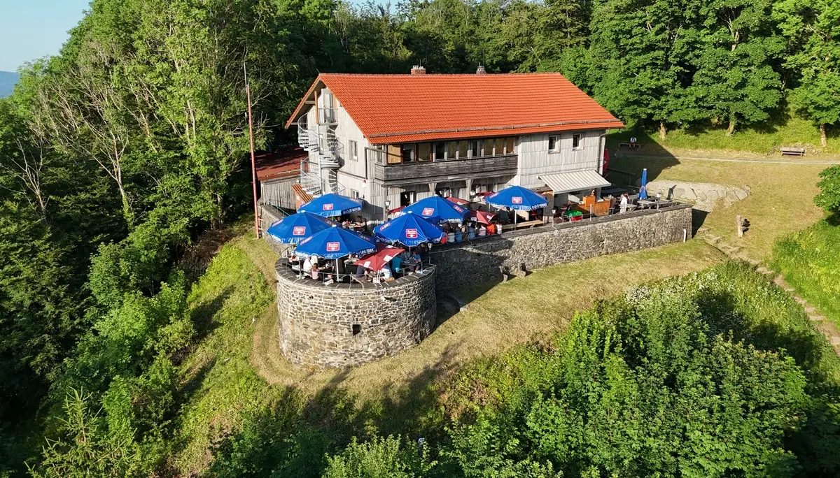 Enzianhütte, Weiherberg, Rhön, Gebäudeansicht | © DAV Sektion Fulda/Johannes Schmidt
