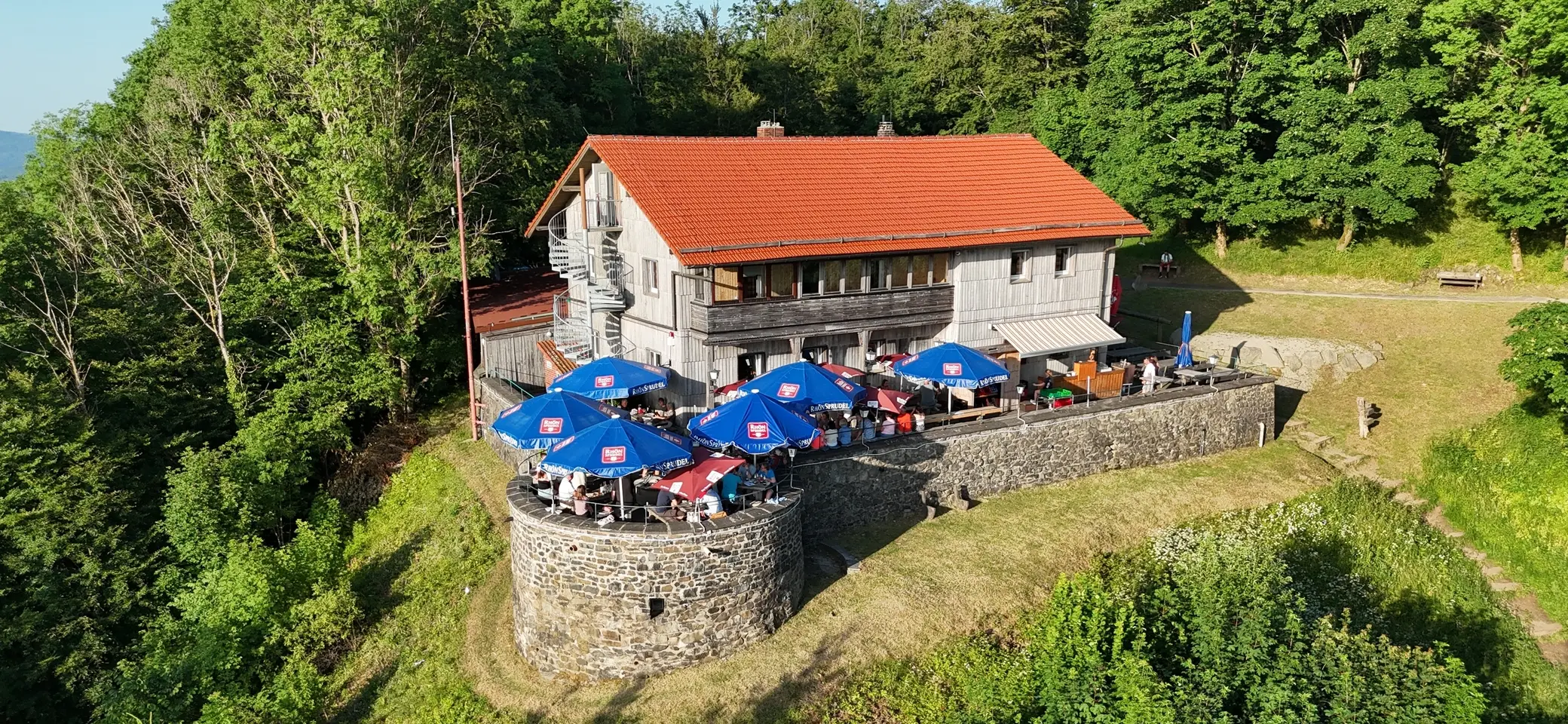 Enzianhütte, Weiherberg, Rhön, Gebäudeansicht | © DAV Sektion Fulda/Johannes Schmidt