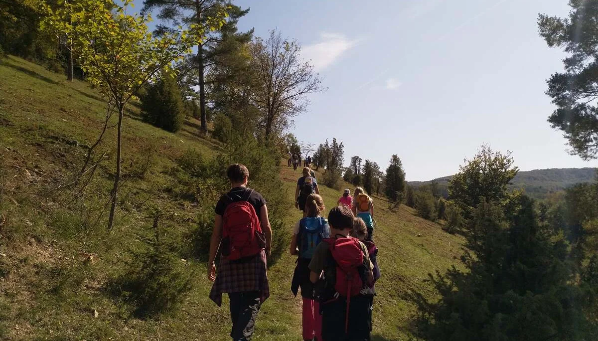 Familiengruppe Wanderung grünes Band 2020 | © DAV Fulda