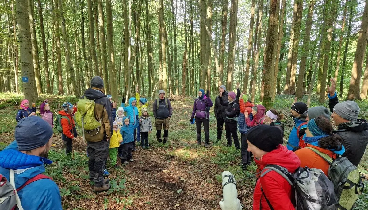 Unsere Familiengruppe unterwegs mit den Rhönrangern | © DAV Sektion Fulda