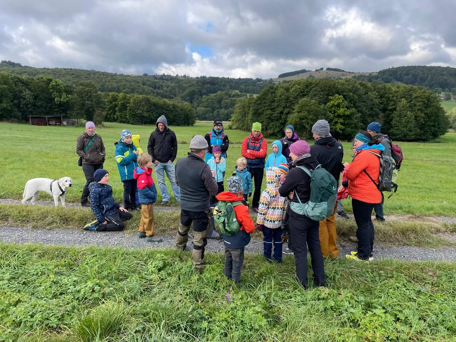 Unsere Familiengruppe unterwegs mit den Rhönrangern | © DAV Sektion Fulda