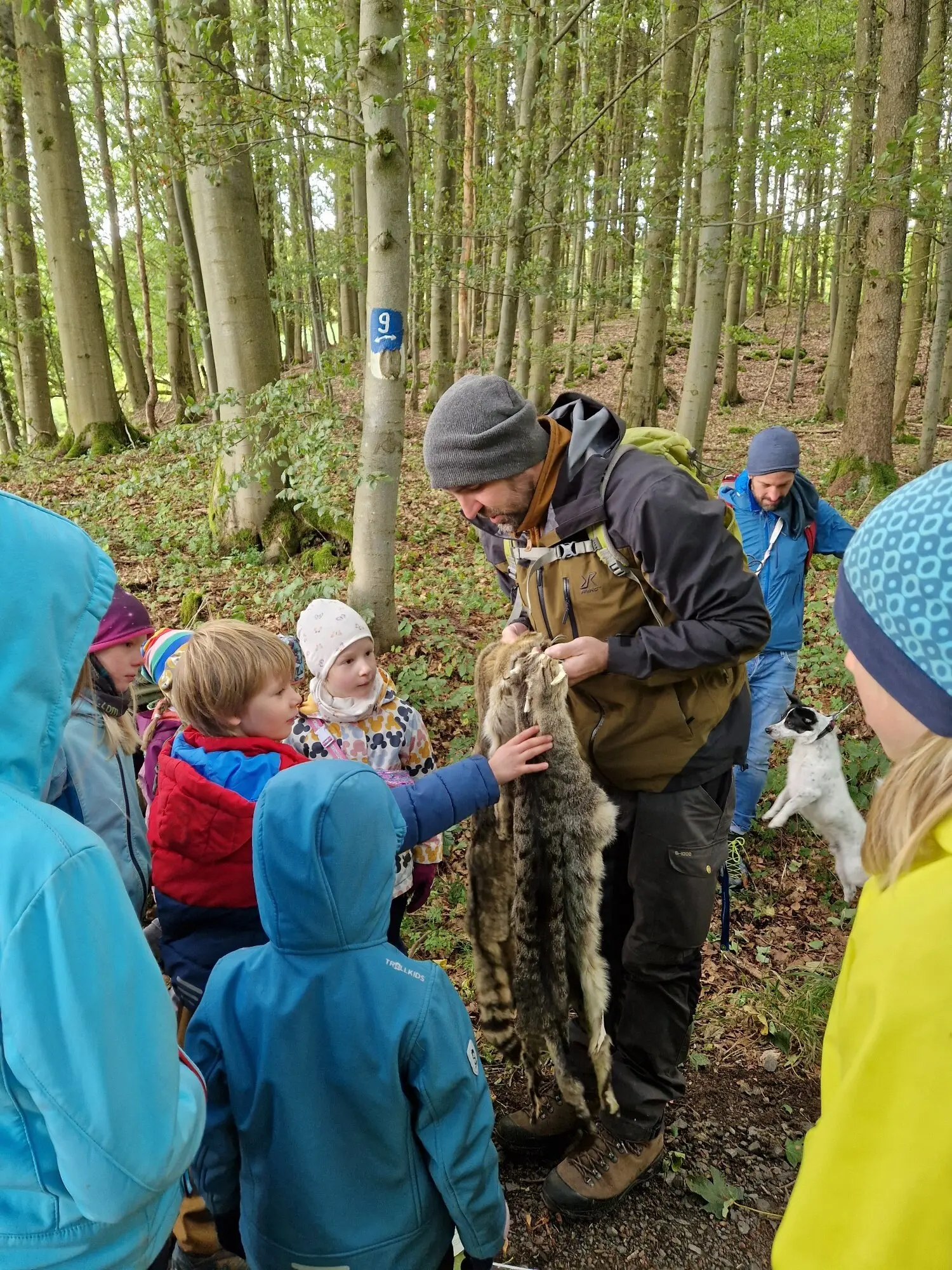 Unsere Familiengruppe unterwegs mit den Rhönrangern | © DAV Sektion Fulda