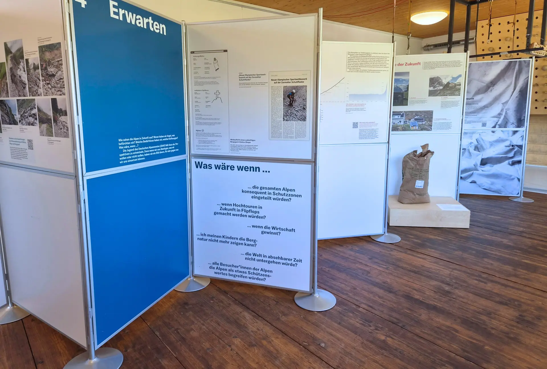 DAV Wanderausstellung Zukunft Alpen | © DAV Sektion Fulda