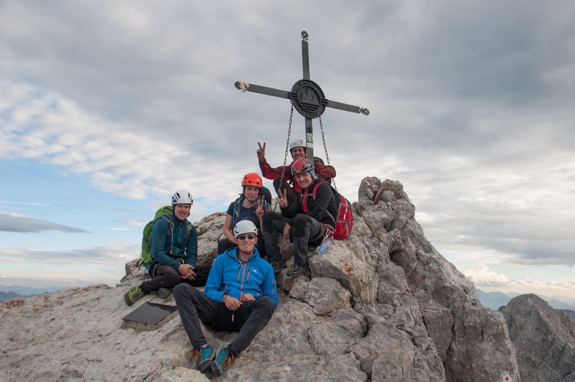 Sektionsgruppe auf Watzmann Gipfel | © DAV Sektion Fulda Sektionsgruppe auf Watzmann Gipfel | © DAV Sektion Fulda